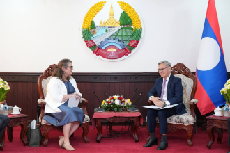 Foreign Minister Receives Canadian Ambassador to ASEAN